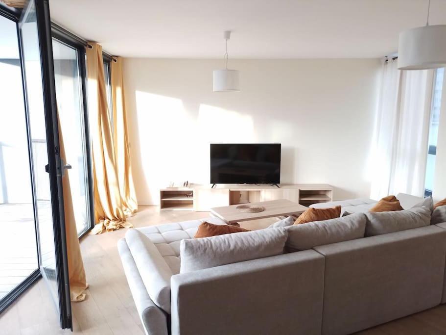 Beautiful 2Br/2Bar Apartement In European District Bruxelles Esterno foto