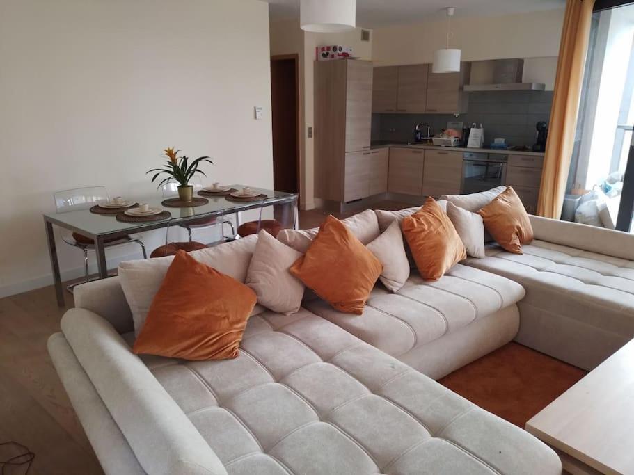 Beautiful 2Br/2Bar Apartement In European District Bruxelles Esterno foto